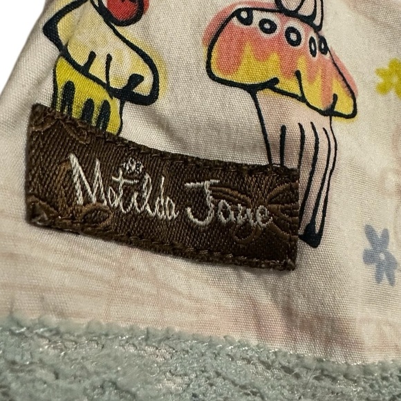 Matilda Jane Hello Lovely Take The Cake Cupcake Top size 4 Spring Summer - Picture 6 of 7